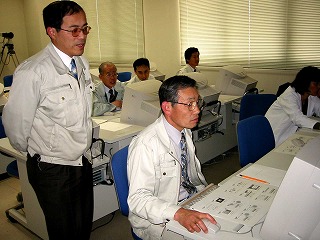 M02.JPG - 33,632BYTES